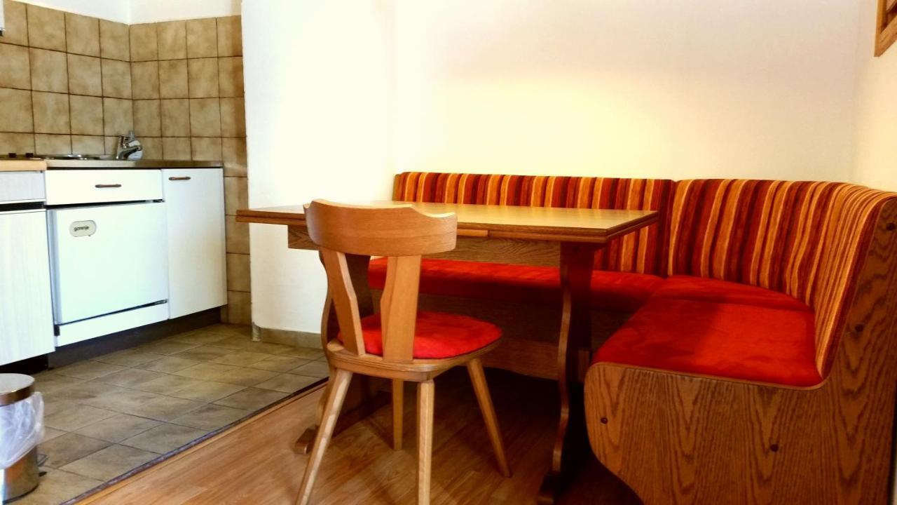 Sonntagshof Ferienwohnungen Apartments Forolach Bilik gambar